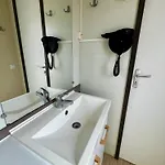 캠프장 Mobil 014 Climatise -camping La Nouvelle 3ch- 6 Personnes 포르트라누벨