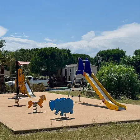 Mobil 014 Climatise -camping Novela-3ch * Port-la-Nouvelle