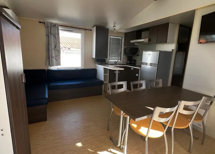 Parque de Campismo Mobil 014 Climatise -camping La Nouvelle 3ch- 6 Personnes